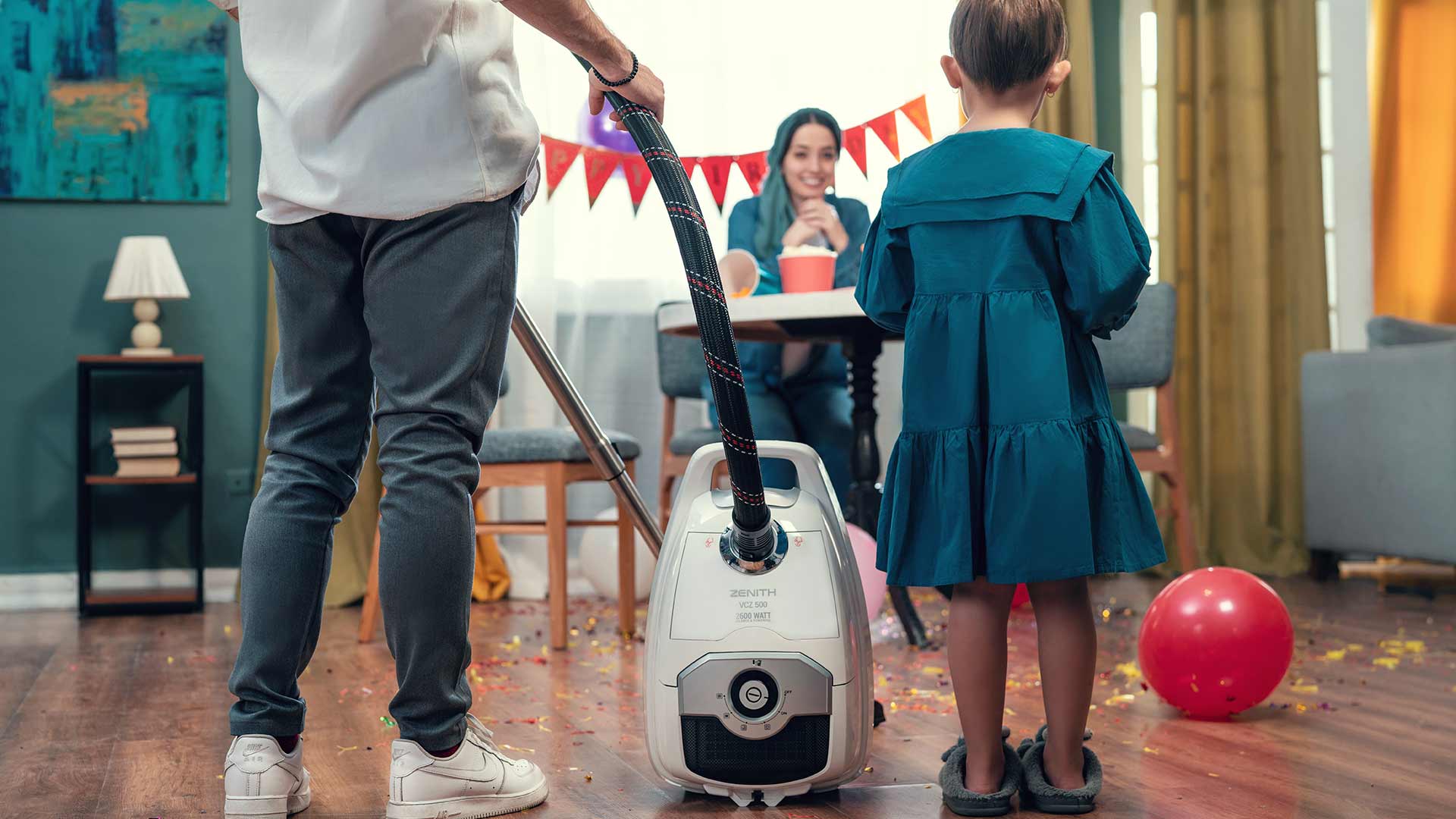 ZENITH-VACUUMCLEANER-VCZ500-AN-WHITE-MT5-16x9